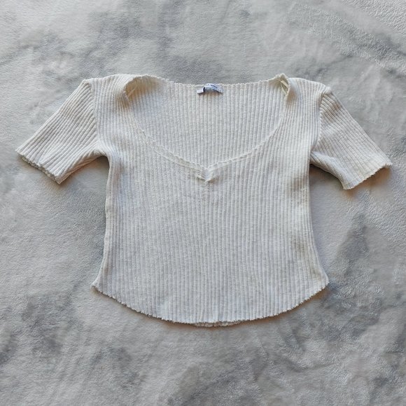 Zara Tops - Zara Cropped Sweater with Short Sleeves | Cream/White | Size Small